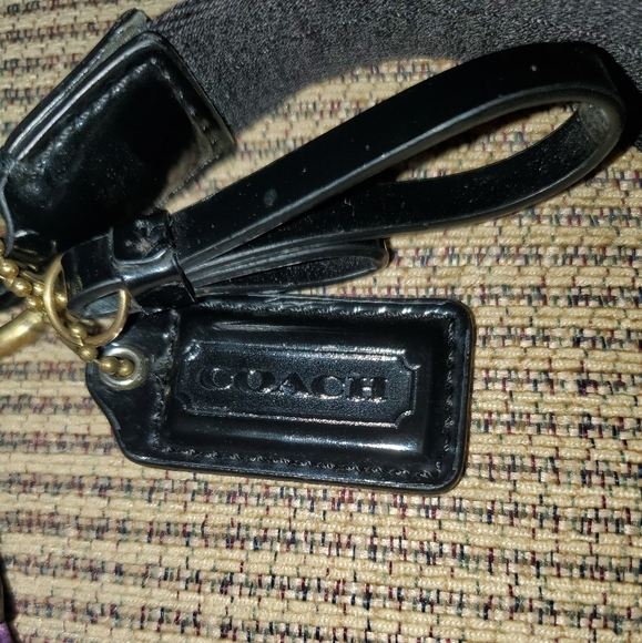 Original  Coach Crossbody Purses & Matching Wristl - Picture 3 of 9